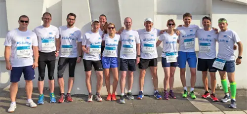 MC team spirit: The group photo was taken before the start of the marathon in front of the Musiktheater in Gelsenkirchen near by the start-finish area.